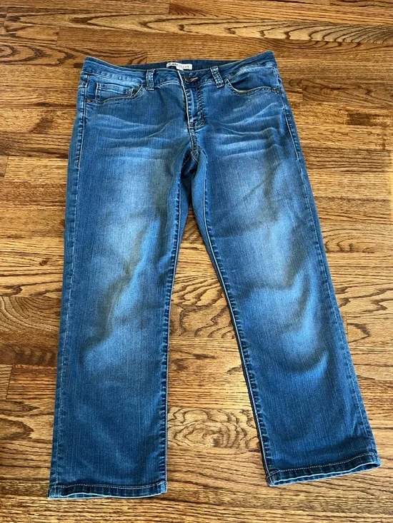 CAbi Johnny Crop Jeans Style 764 size 6 - Picture 2 of 11